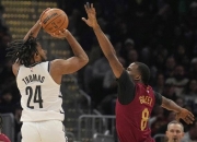 开云体育官网-篮网新秀突破封盖，助球队逆转关键时刻