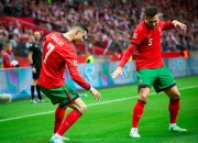 开云下载-丹麦队主场压倒性获胜，晋级欧国联四强