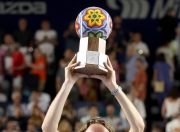 开云体育APP下载-ATP总决赛翻盘年终总决赛，西西帕斯刷新纪录