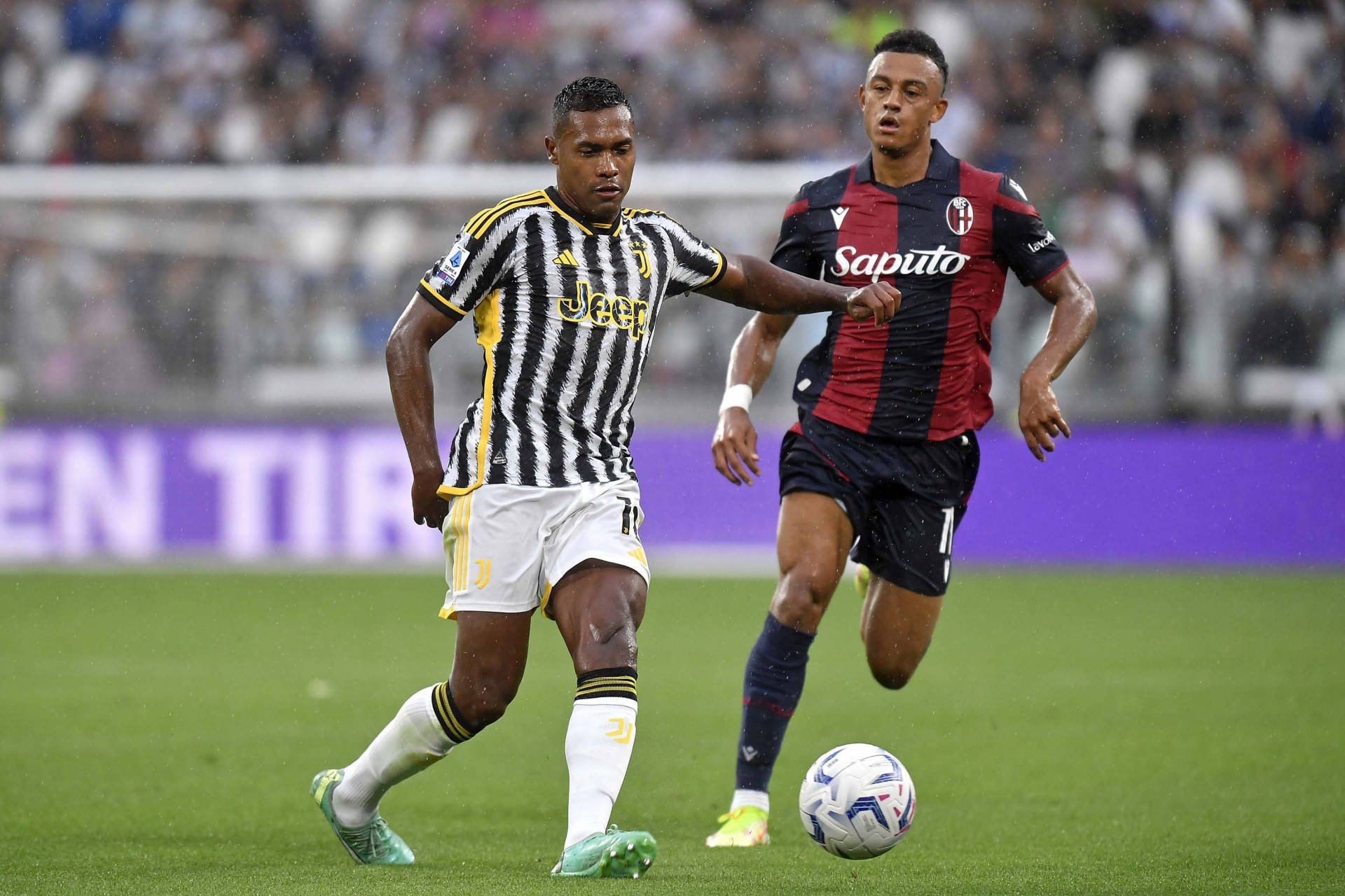 包含博洛尼亚主场战平尤文图斯维持不败的词条