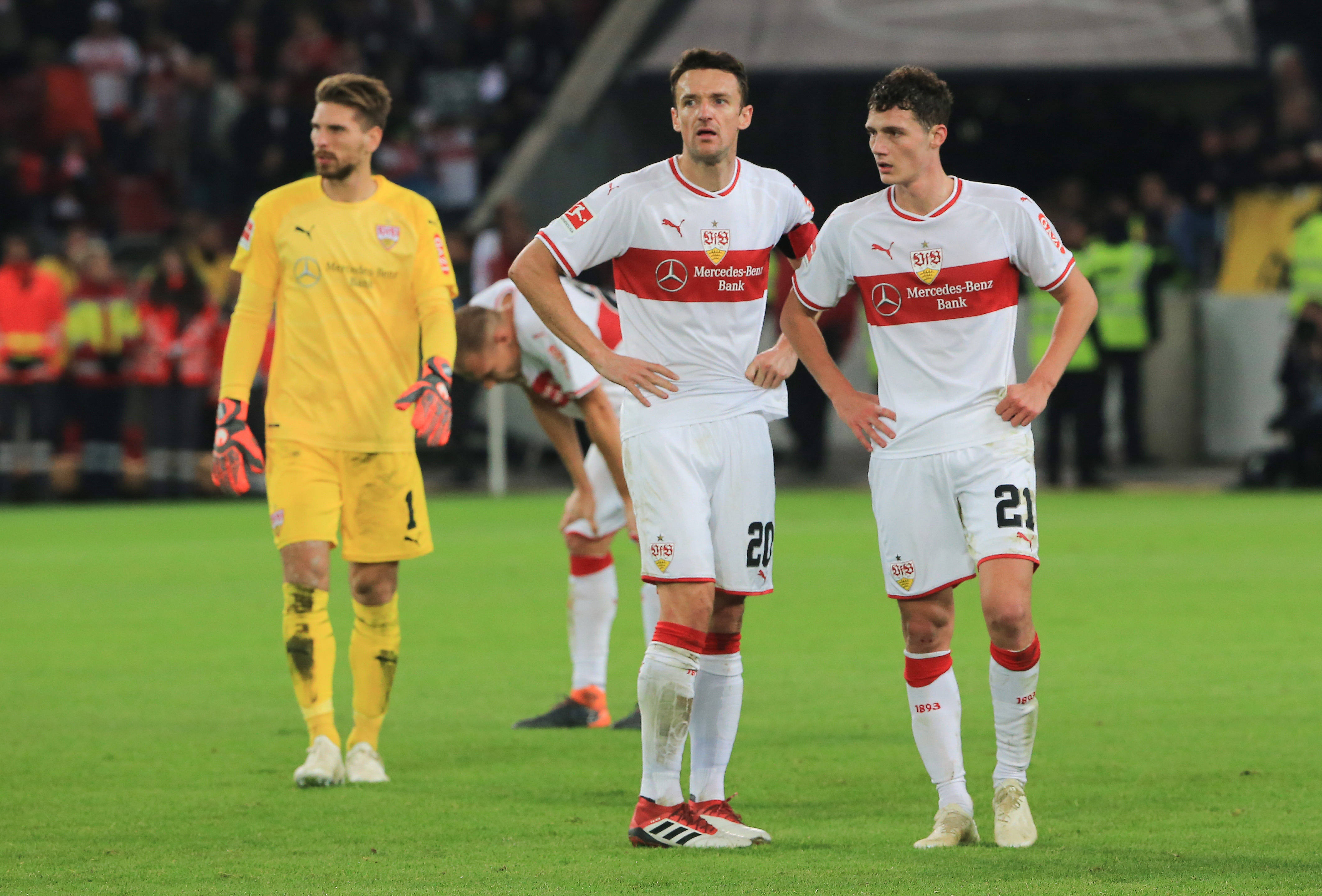 包含斯图加特新赛季目标明确，冲刺德甲联赛榜首的词条