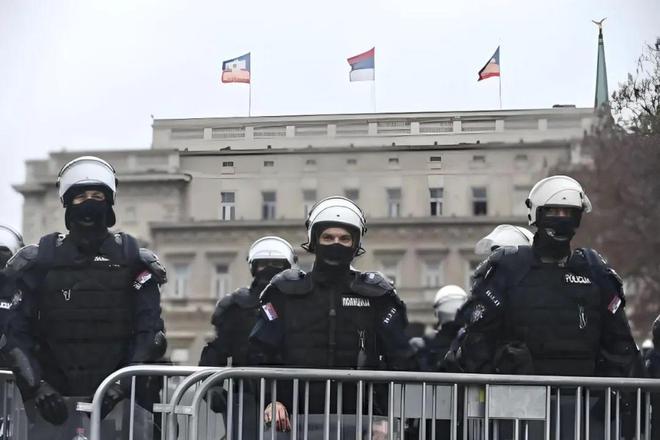 关于乌克兰疯狂逆袭,客场胜塞尔维亚追赶形势的信息 关于乌克兰疯狂逆袭,客场胜塞尔维亚追赶形势的信息