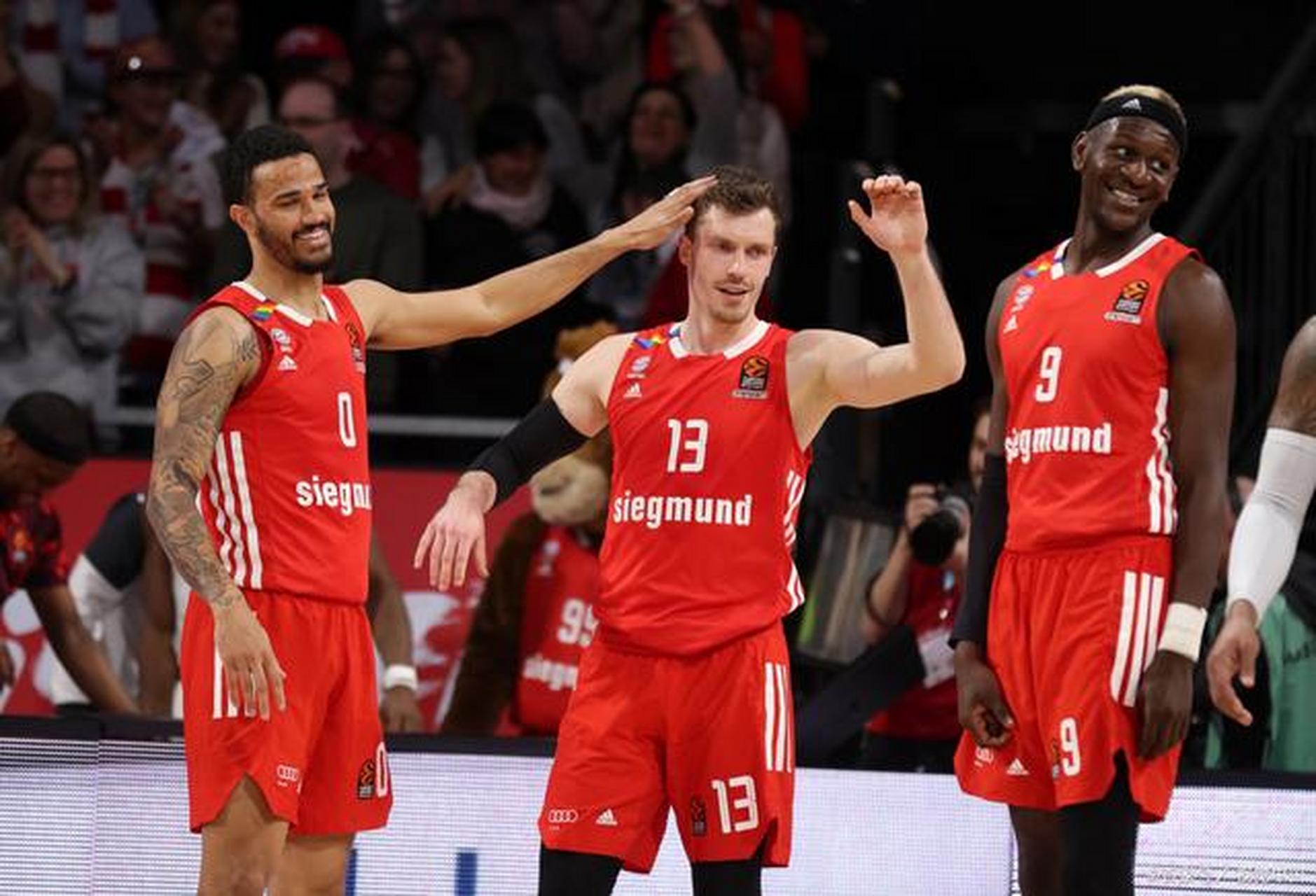 开拓者队近九连胜晋级西部半决赛