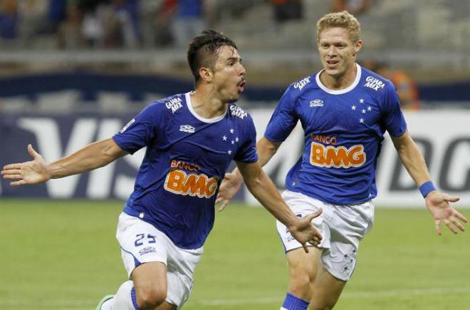 克鲁塞罗主场大胜，提升保级信心的简单介绍