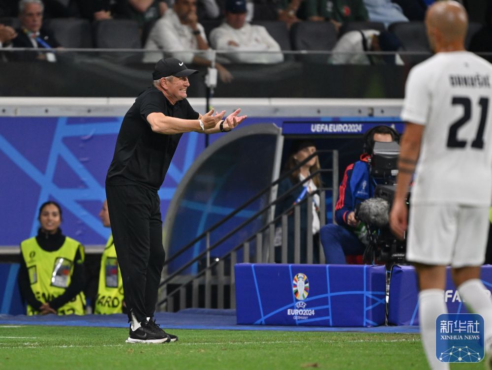 关于斯洛文尼亚队意志坚定，门将表现亮眼备战欧锦赛的信息