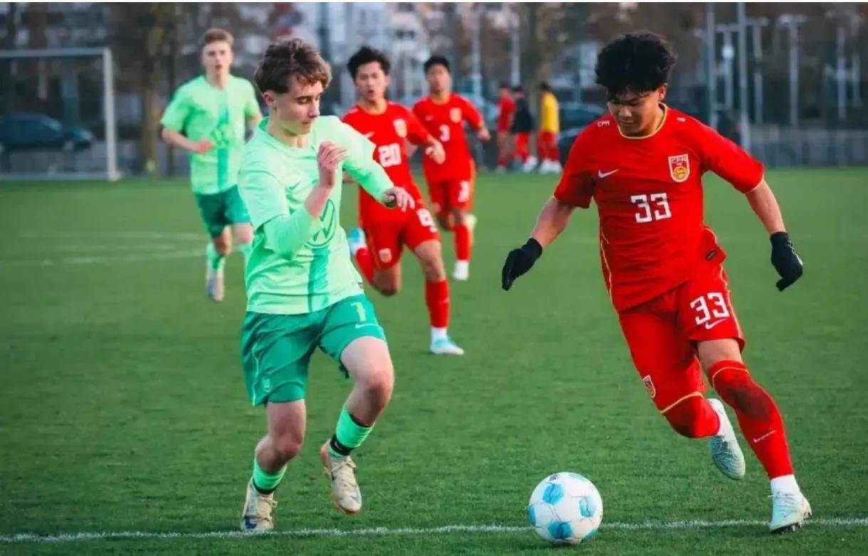 欧洲强队在比赛中展现出色技术 欧洲强队在比赛中展现出色技术