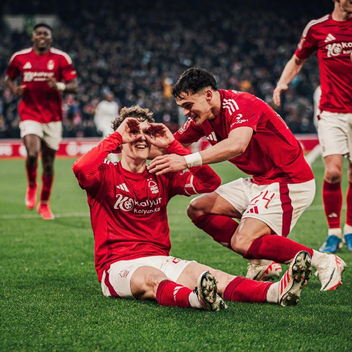 比利时队豪取连胜,霸气依旧 比利时队豪取连胜,霸气依旧