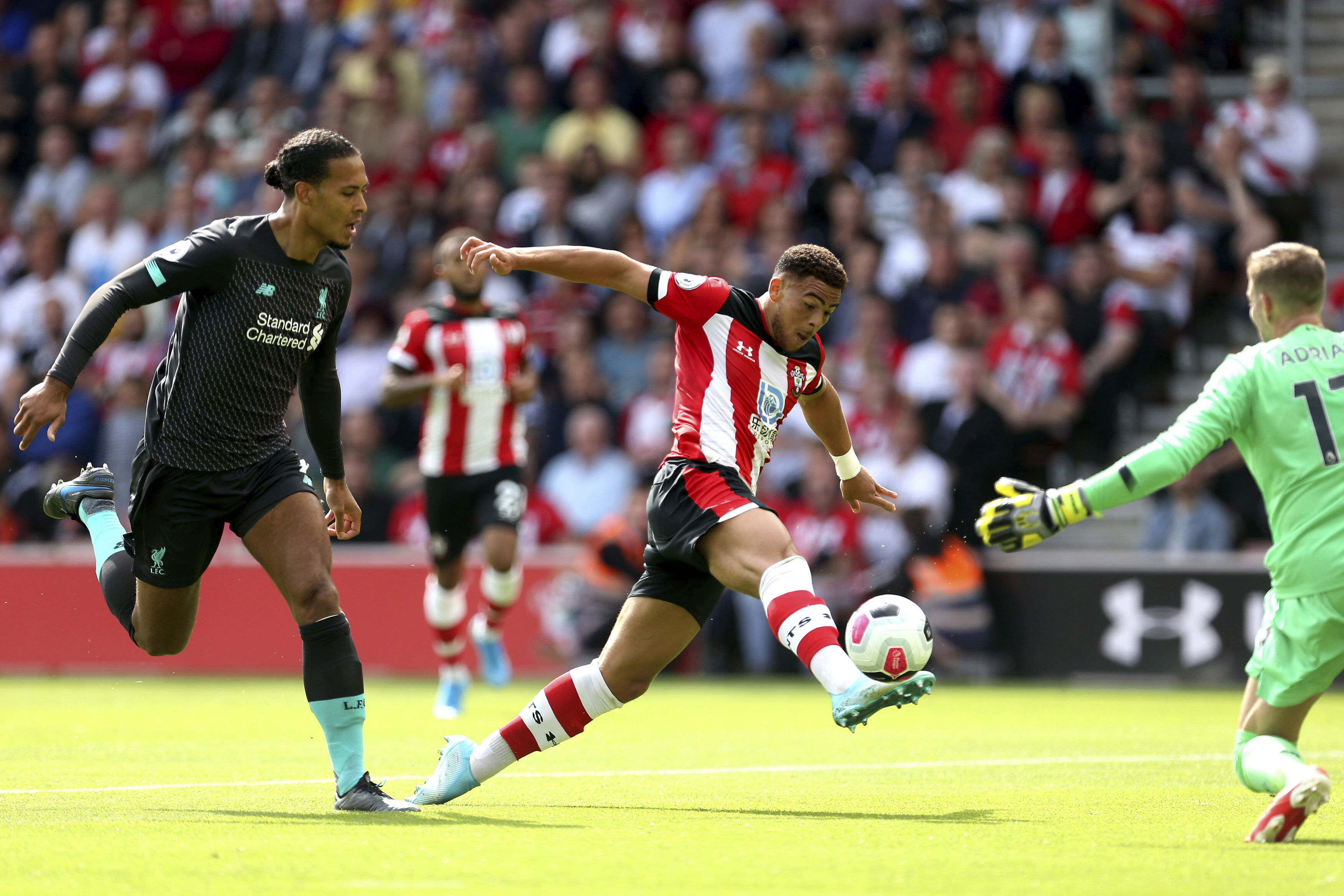 南安普敦客场告捷，挑战成功