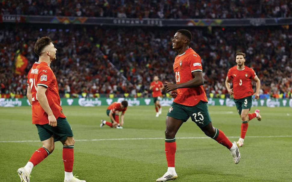 包含火爆比赛落幕,欧国联赛历史性时刻!的词条 包含火爆比赛落幕,欧国联赛历史性时刻!的词条