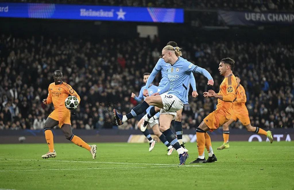 曼城惨遭绝杀，客场遭受失利之痛的简单介绍