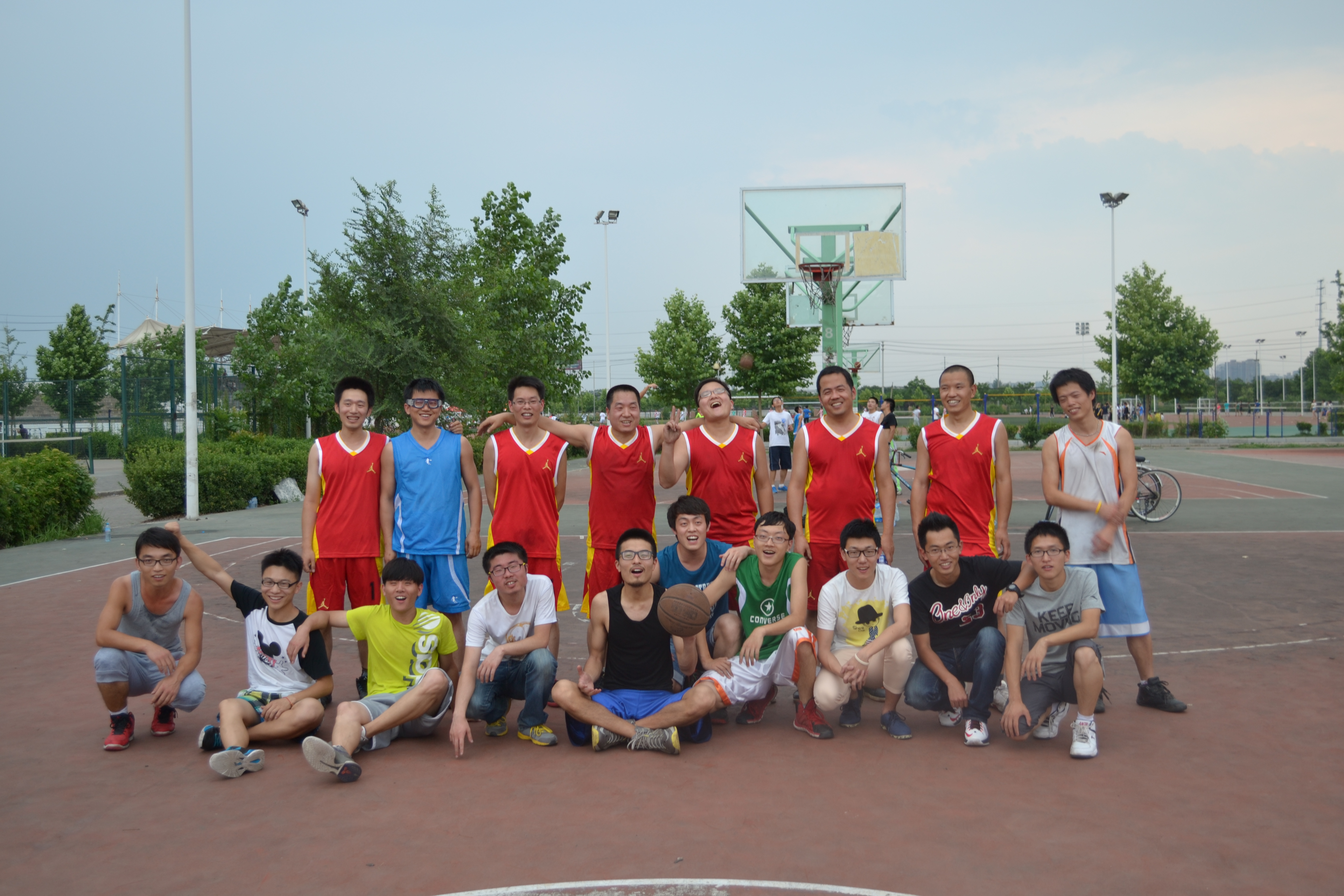 中东地区青年篮球友谊赛圆满结束，球员交流的简单介绍