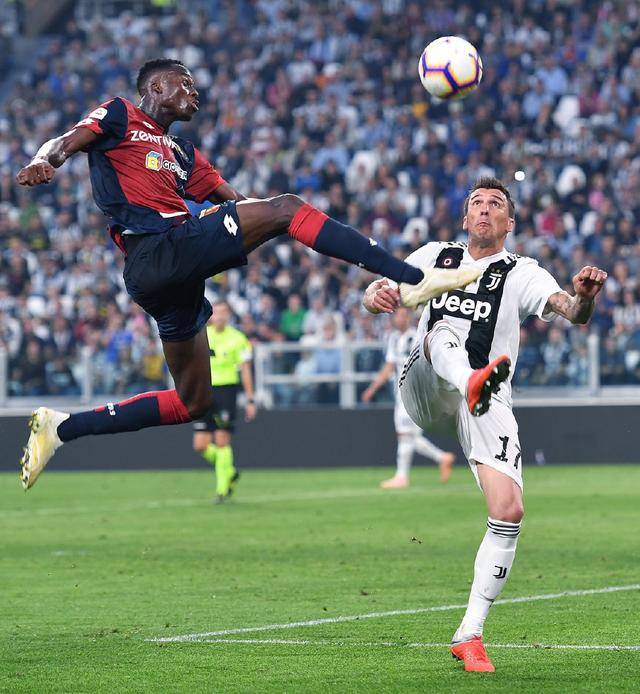 包含萨索洛凭借进球优势战胜卡利亚里,重返胜利轨道的词条 包含萨索洛凭借进球优势战胜卡利亚里,重返胜利轨道的词条