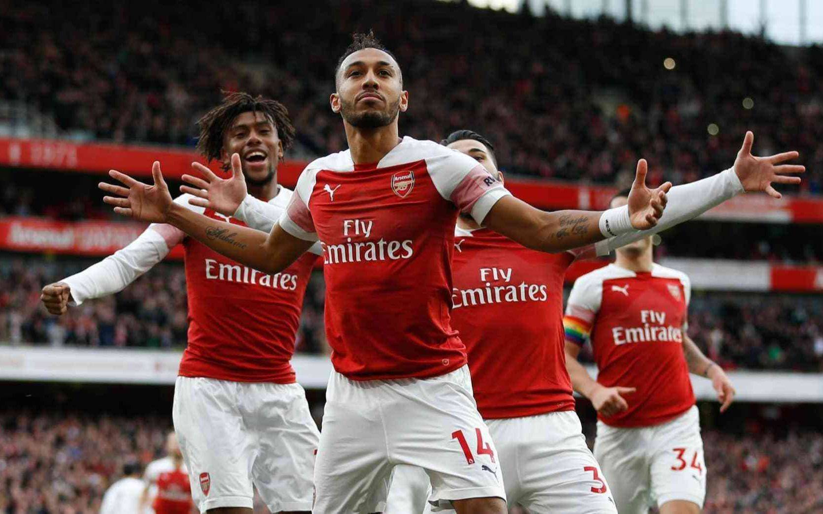 关于水晶宫前锋速度惊人,一记破门助球队取胜的信息 关于水晶宫前锋速度惊人,一记破门助球队取胜的信息