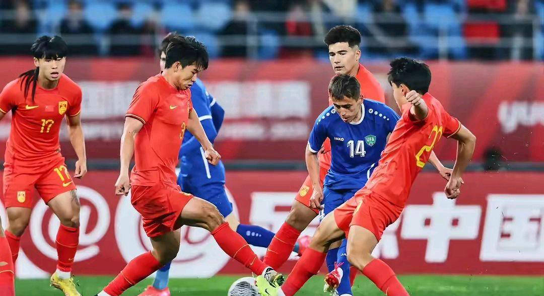 球员们备战，为了亚洲足球荣誉而战