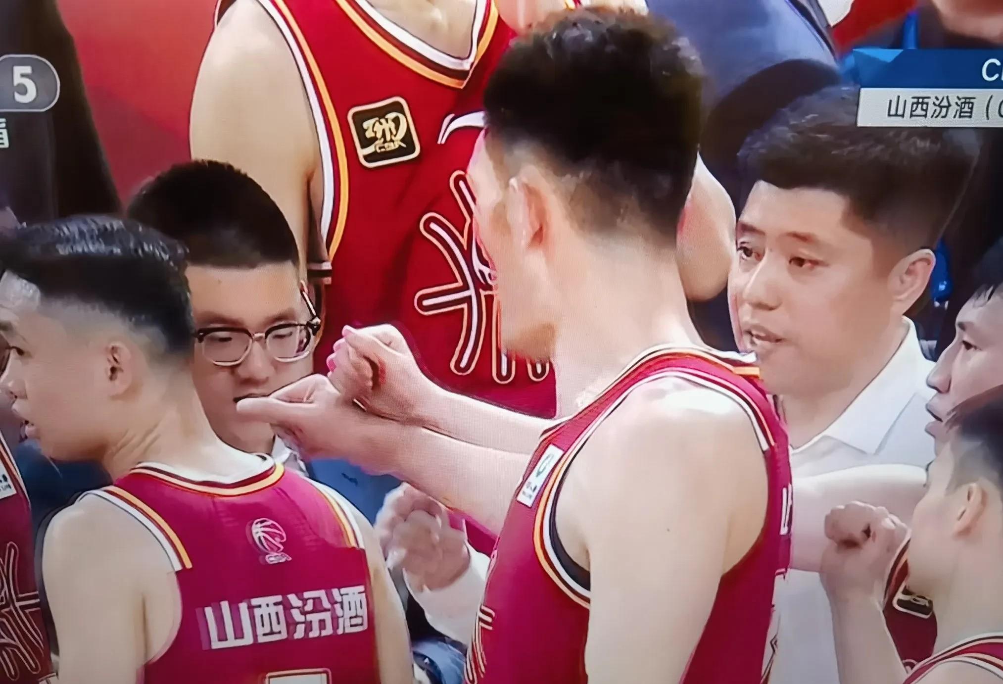 山西男篮主场作战,力争赢得保留战 山西男篮主场作战,力争赢得保留战