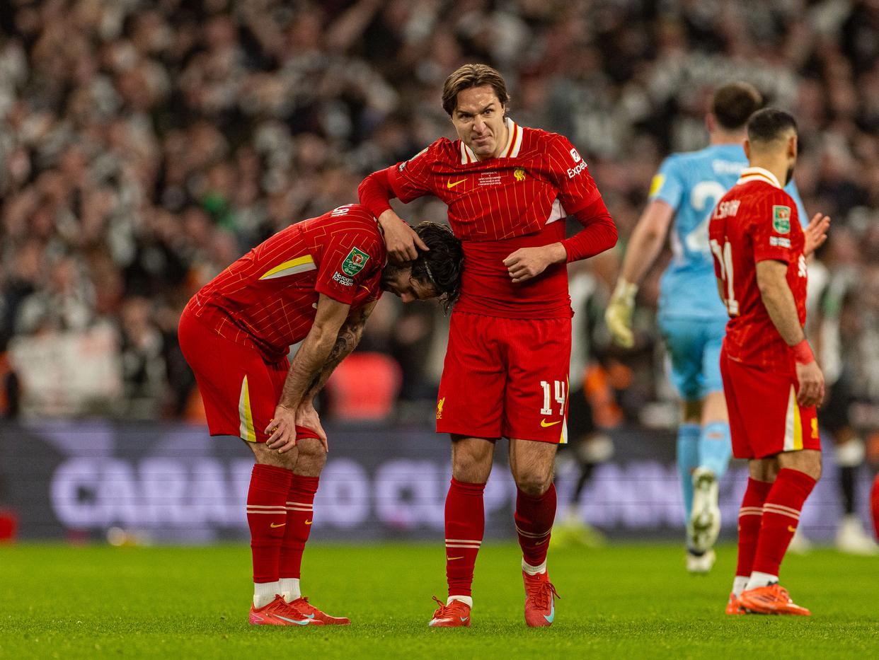 关键比赛中球员发挥出色,帮助球队取得胜利 关键比赛中球员发挥出色,帮助球队取得胜利