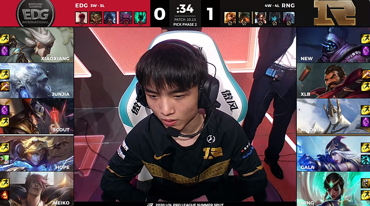 RNG力克FNC,Hanssama操刀奇招英雄翻盘小组赛3:2(成都) RNG力克FNC,Hanssama操刀奇招英雄翻盘小组赛3:2(成都)