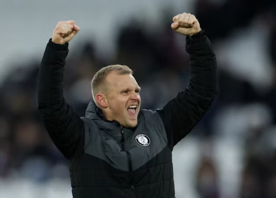 布里斯托尔城主场遭遇失利,不敌鲍恩茅斯的简单介绍 布里斯托尔城主场遭遇失利,不敌鲍恩茅斯的简单介绍