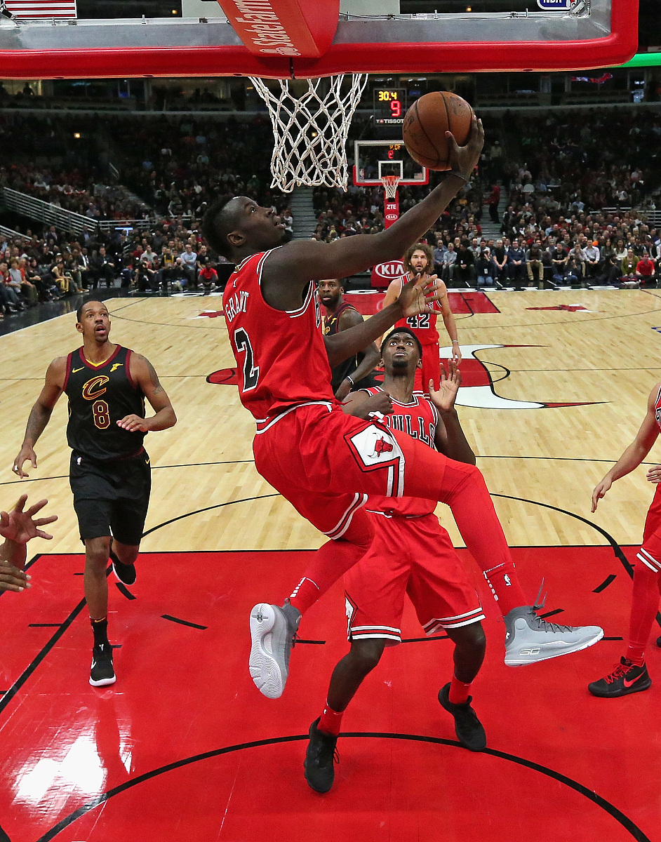 热火碾压雄鹿，武切维奇关键制胜