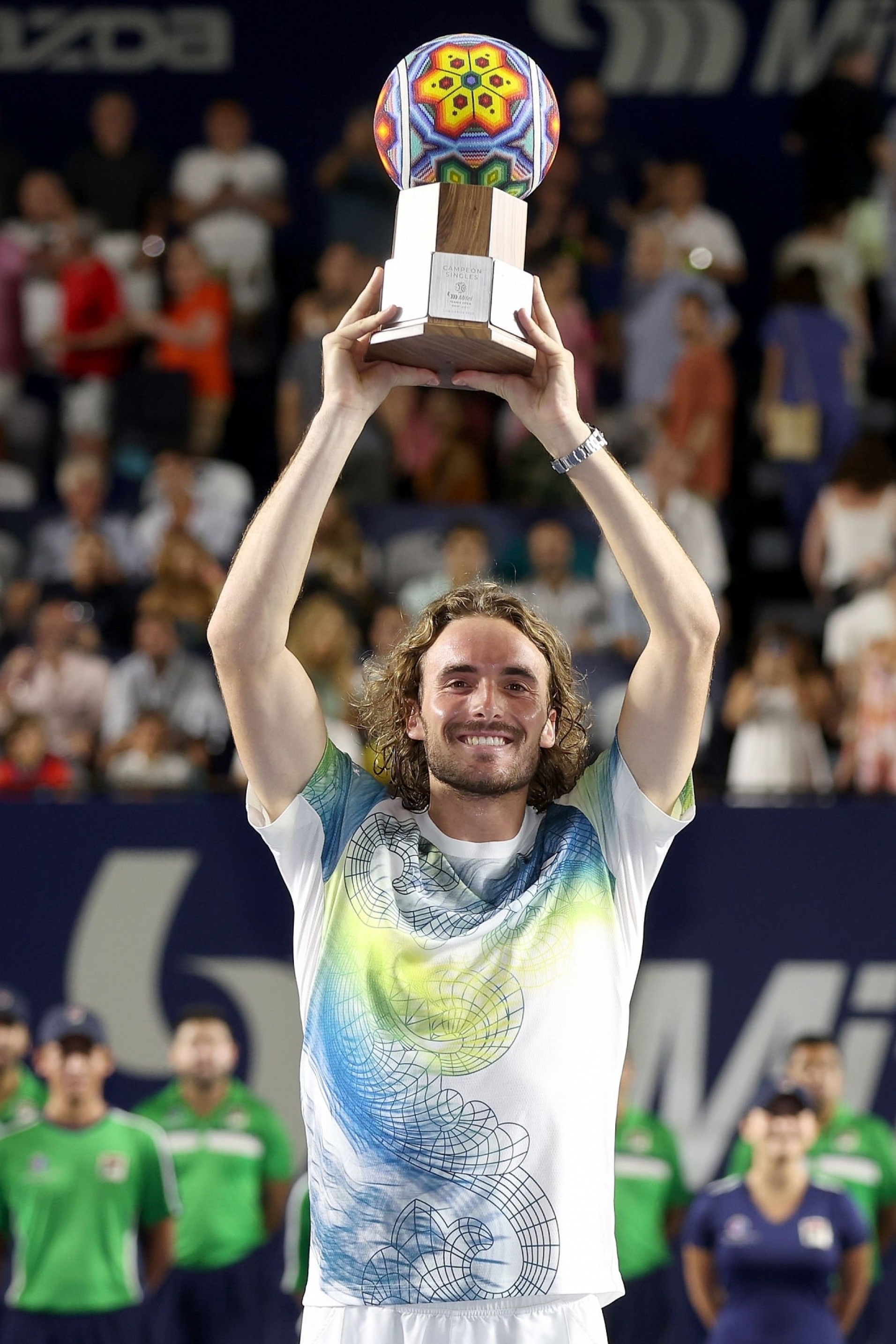 ATP总决赛翻盘年终总决赛，西西帕斯刷新纪录