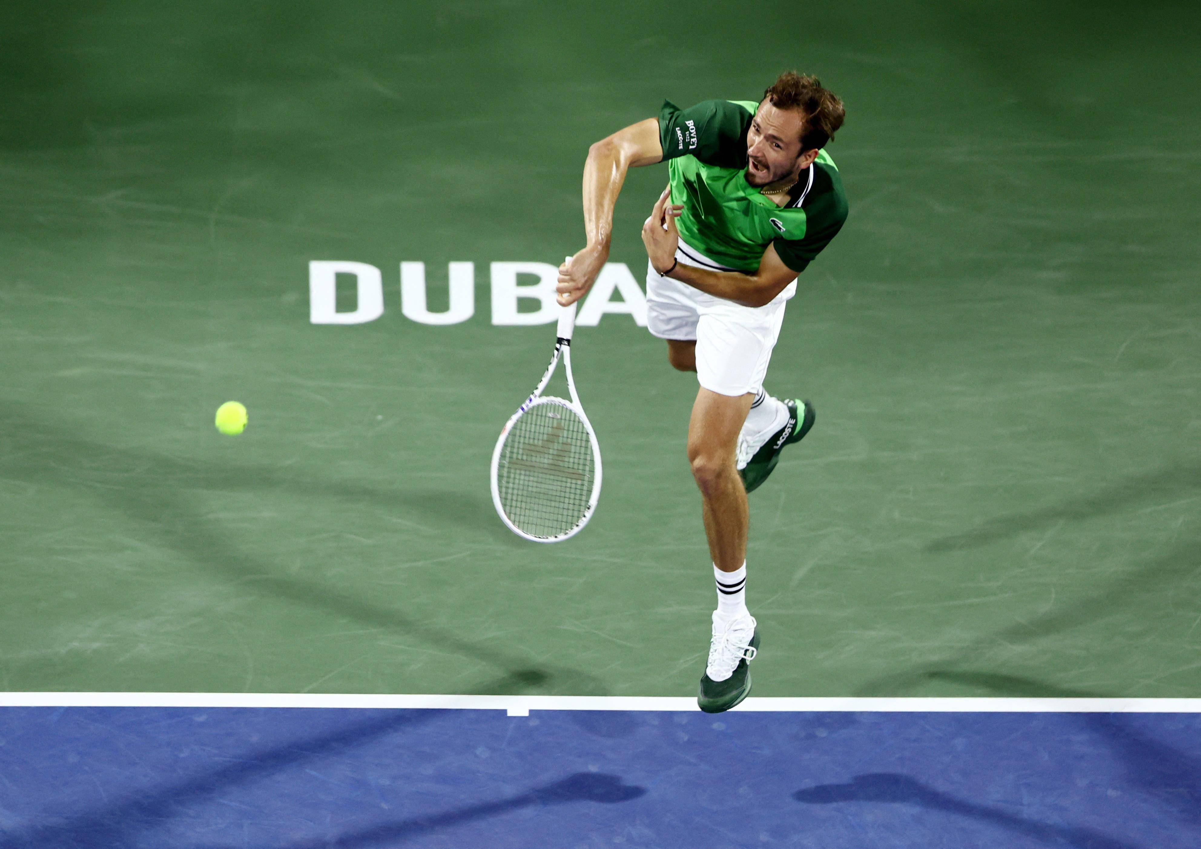 澳网碾压法网,梅德韦杰夫带队取胜 澳网碾压法网,梅德韦杰夫带队取胜